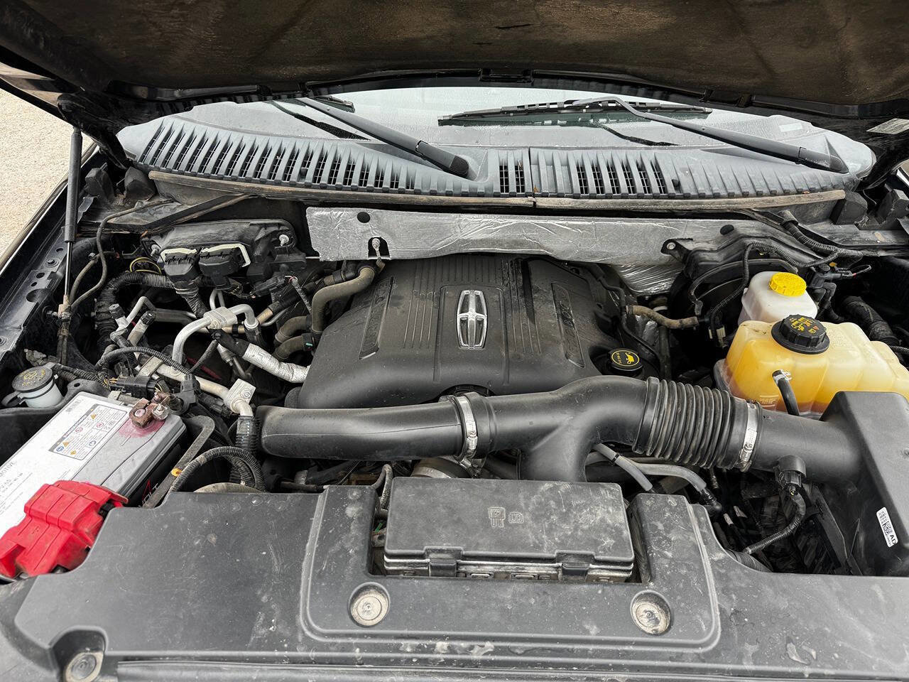 Used 2017 Lincoln Navigator L Select image 29