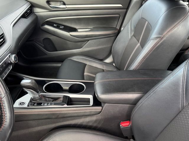 Used 2024 Nissan Altima 2.5 SR image 25