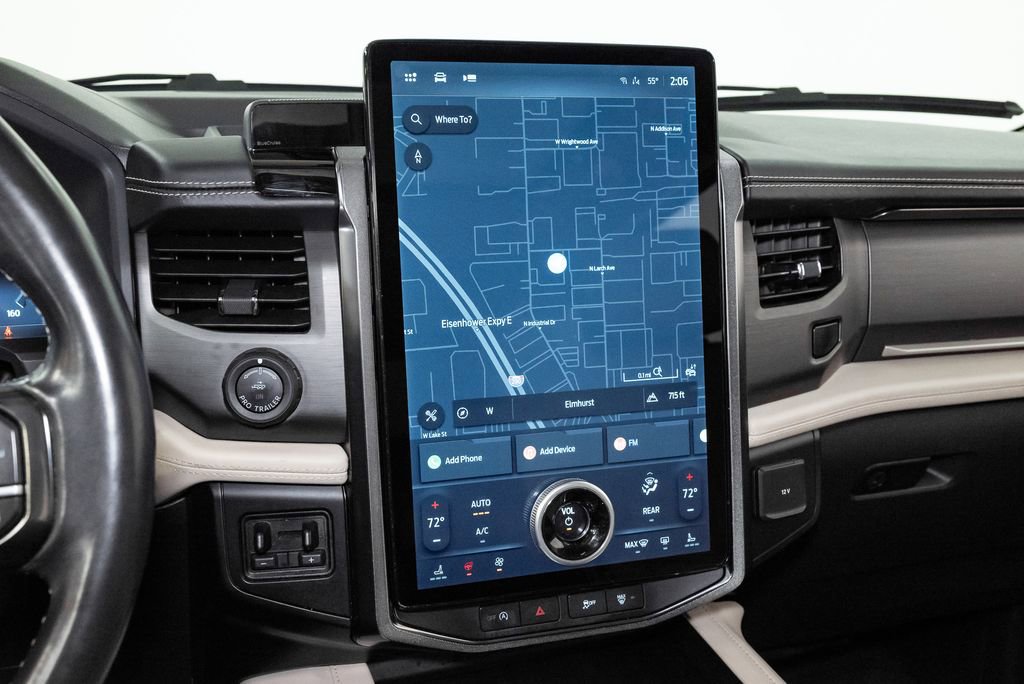 Used 2024 Ford Expedition Platinum AWD/4WD image 19