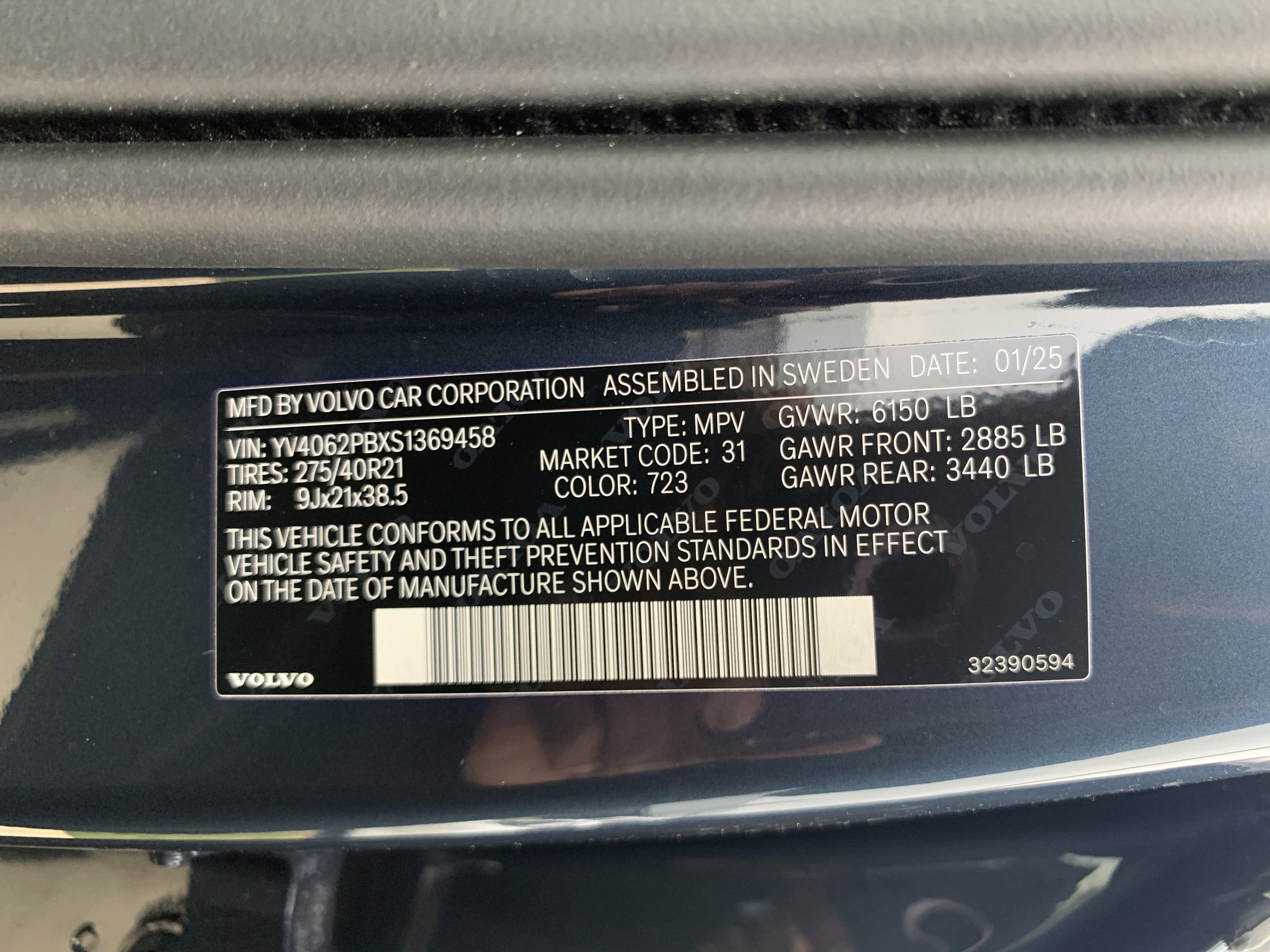 Used 2025 Volvo XC90 B6 Plus image 36