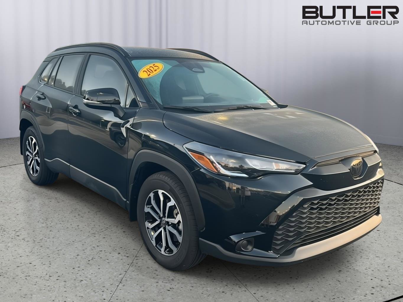 Used 2025 Toyota Corolla Cross AWD Hybrid image 8