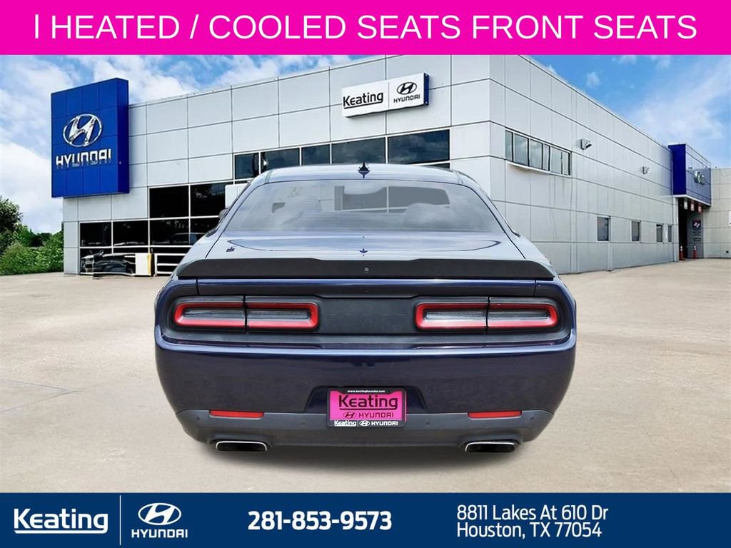 Used 2017 Dodge Challenger R/T Scat Pack w/ Dynamics Package RWD image 6