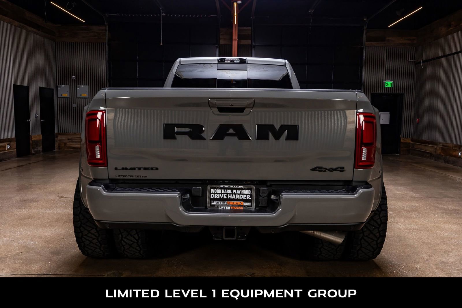 Used 2025 RAM 3500 Limited AWD/4WD image 8