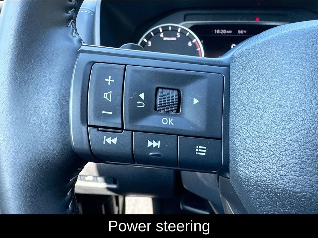 Certified 2025 Nissan Rogue SV FWD image 9