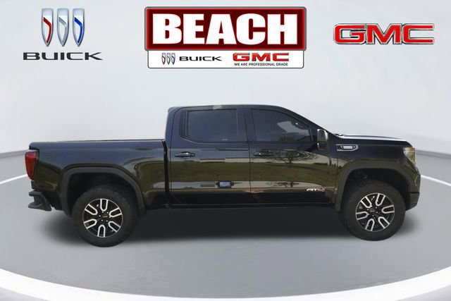 Used 2023 GMC Sierra 1500 AT4 w/ Technology Package AWD/4WD image 2