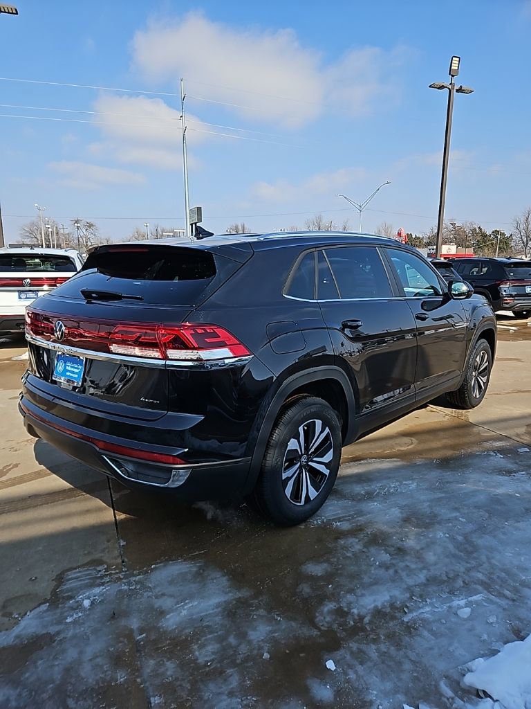 New 2026 Volkswagen Atlas Cross Sport SE image 5