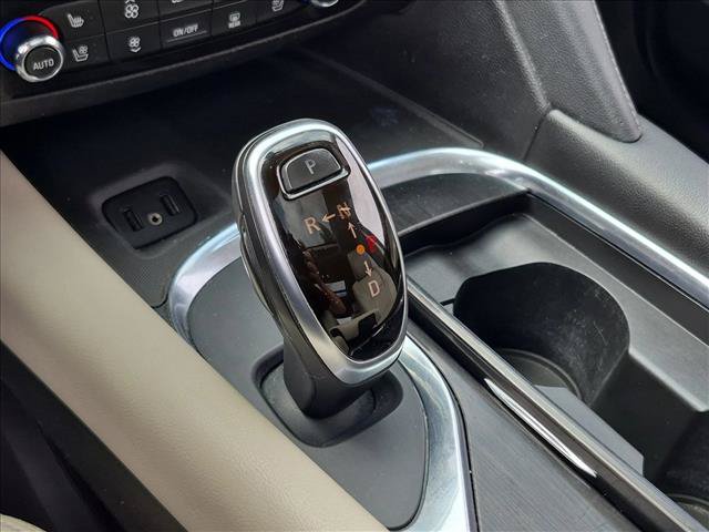 Used 2018 Buick Enclave Premium w/ Experience Buick Package FWD image 12