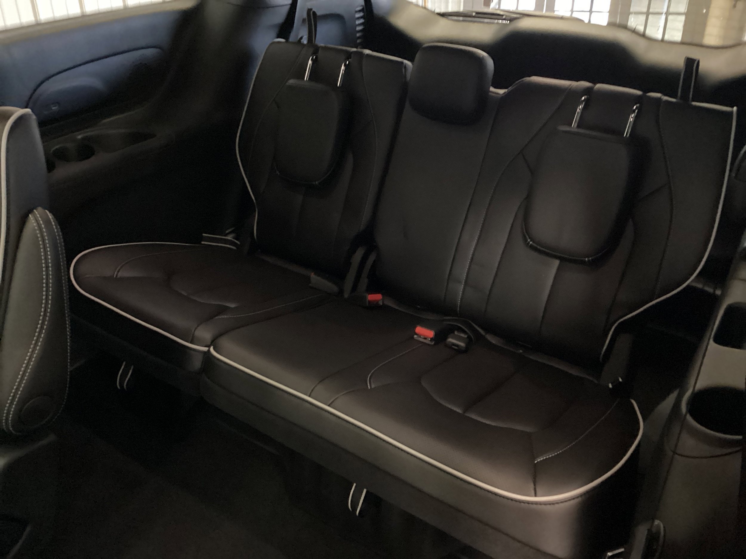 New 2026 Chrysler Pacifica Limited w/ S Appearance Package AWD/4WD image 39