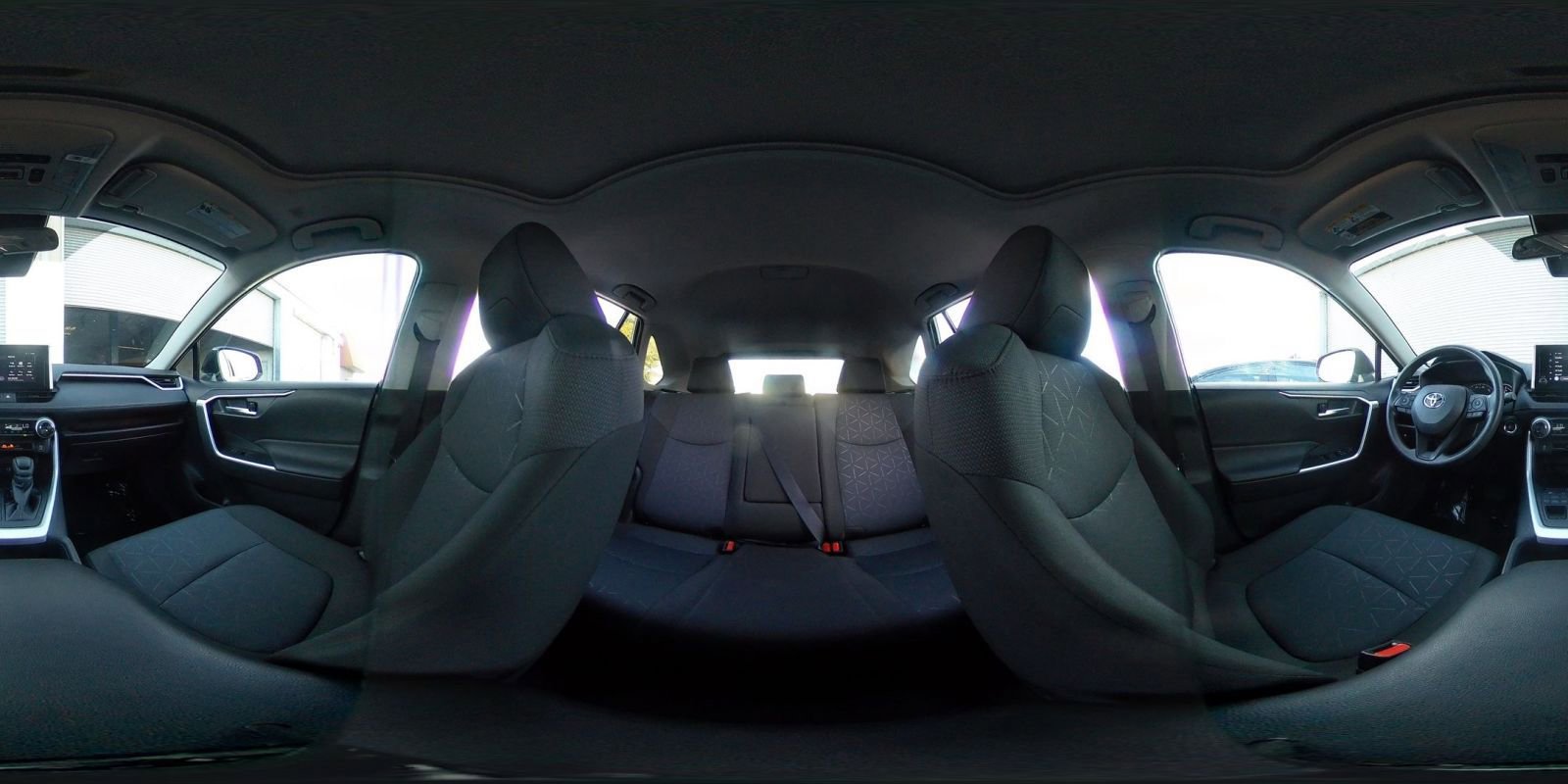 Used 2025 Toyota RAV4 XLE image 43