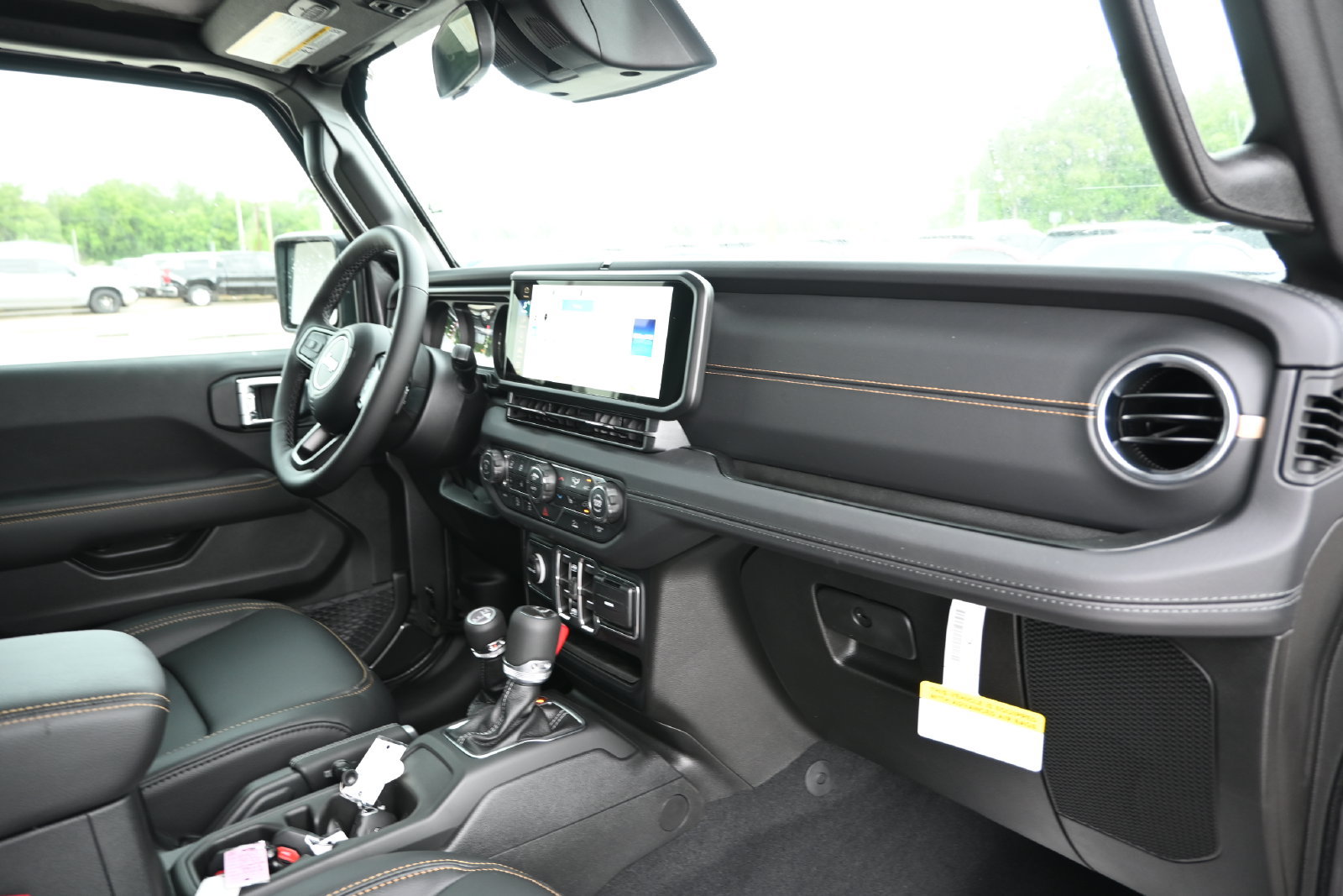 New 2026 Jeep Gladiator Sport AWD/4WD image 25