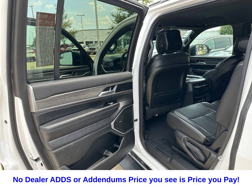 Used 2024 Jeep Wagoneer Series II w/ Flexible Seating Group RWD image 22