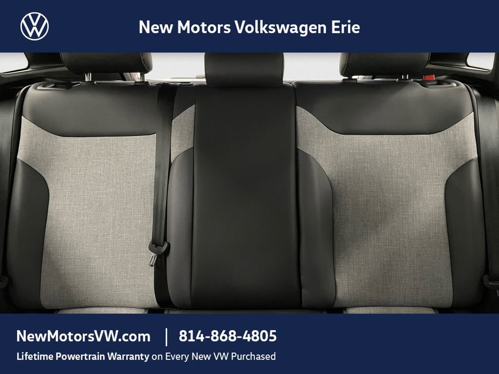 New 2025 Volkswagen ID.4 Pro image 11