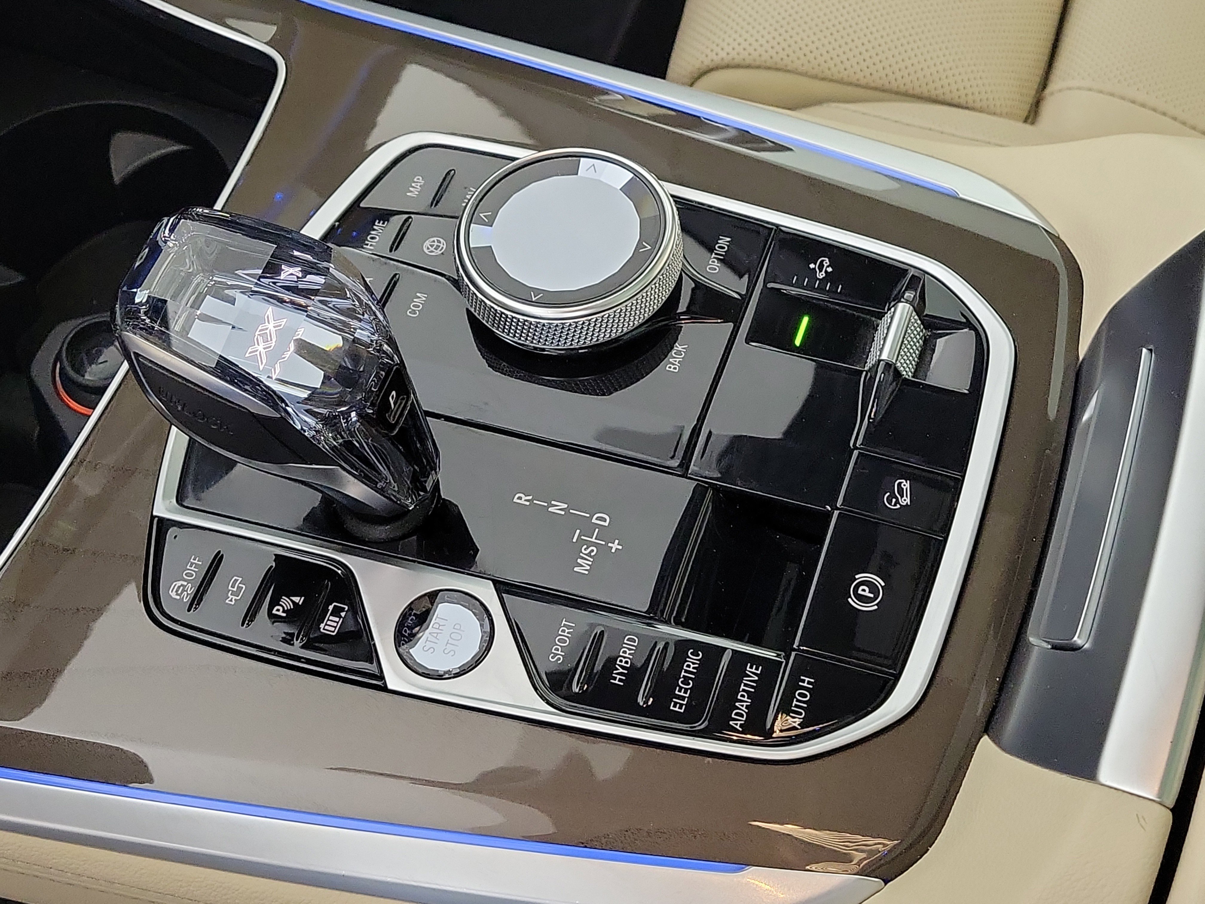 Certified 2022 BMW X5 xDrive45e w/ Executive Package image 22