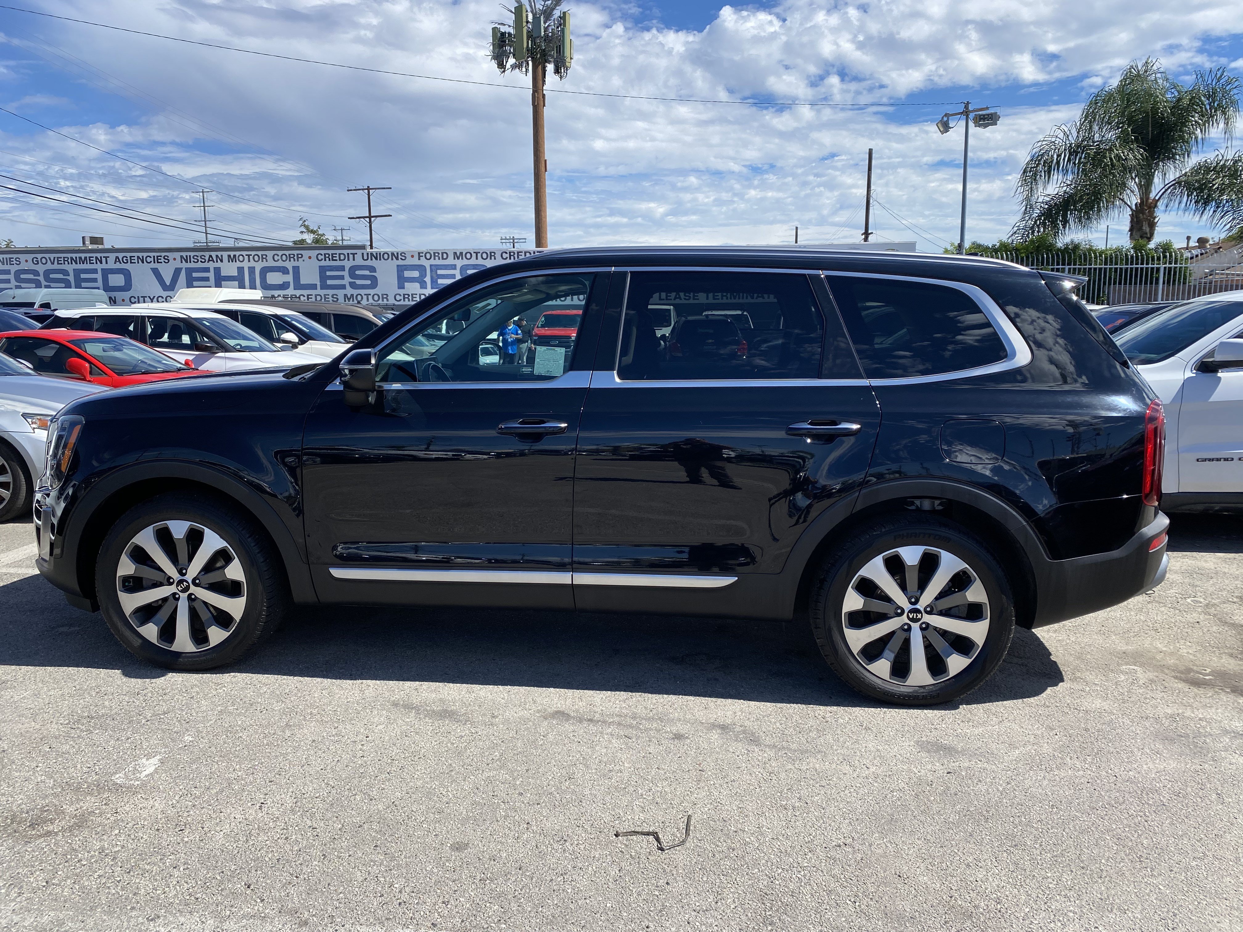 Used 2021 Kia Telluride S AWD/4WD image 10