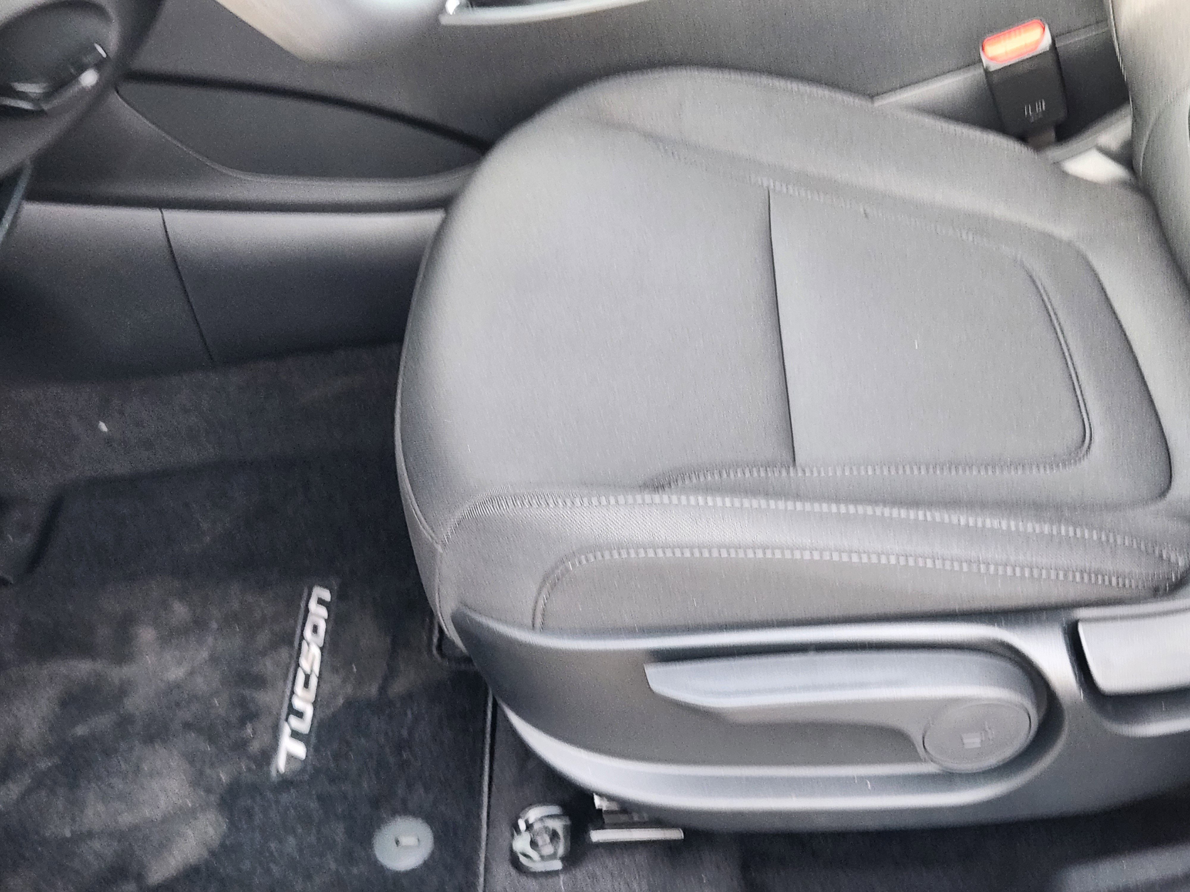 New 2026 Hyundai Tucson SE image 9