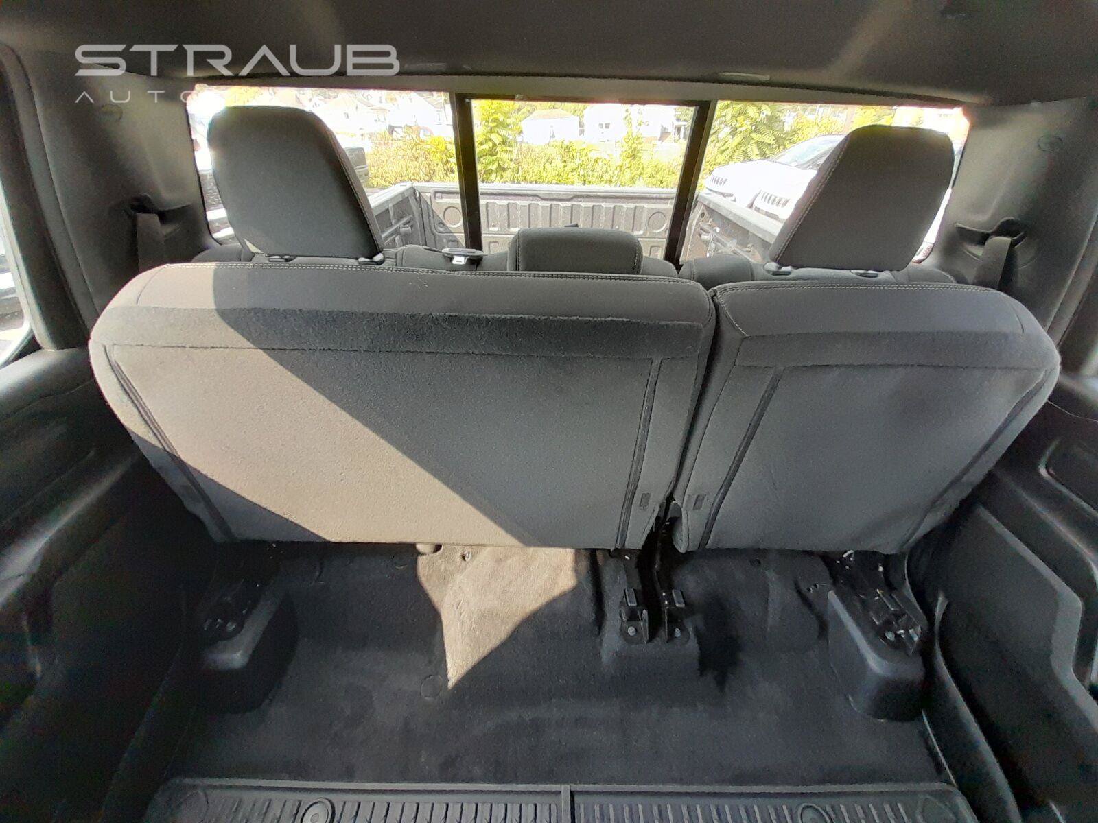Used 2025 RAM 1500 Warlock AWD/4WD image 45