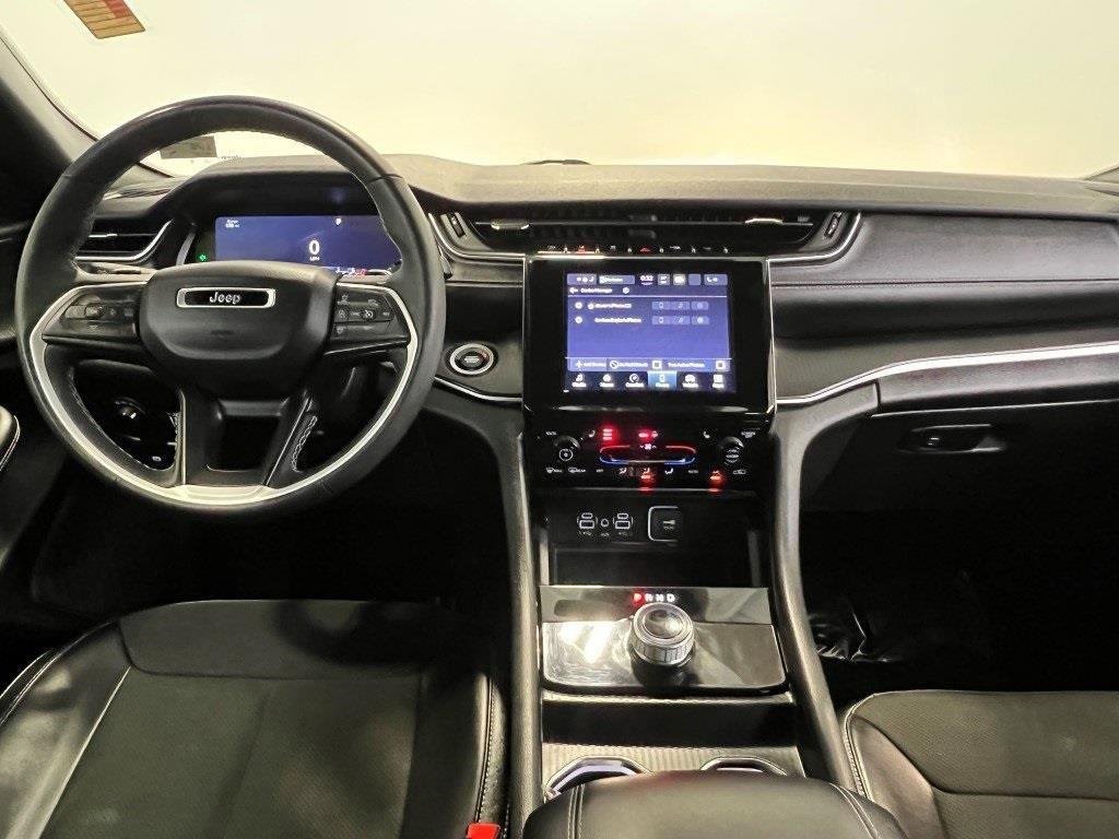 Used 2024 Jeep Grand Cherokee Altitude image 20