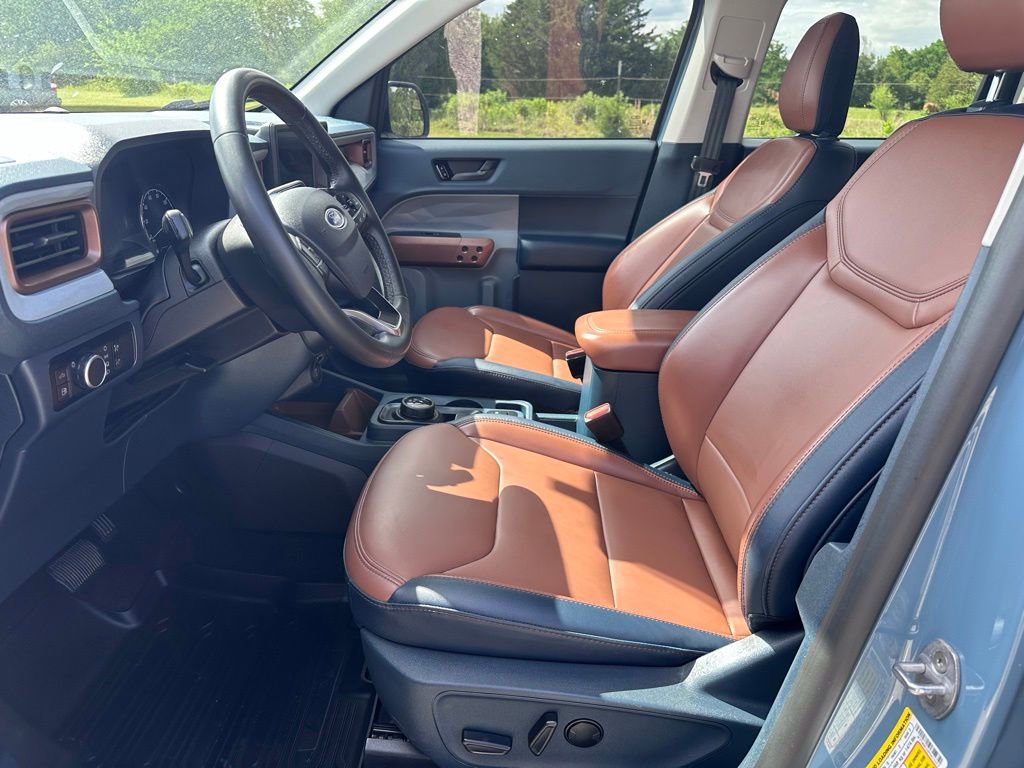 Used 2023 Ford Maverick Lariat FWD image 11