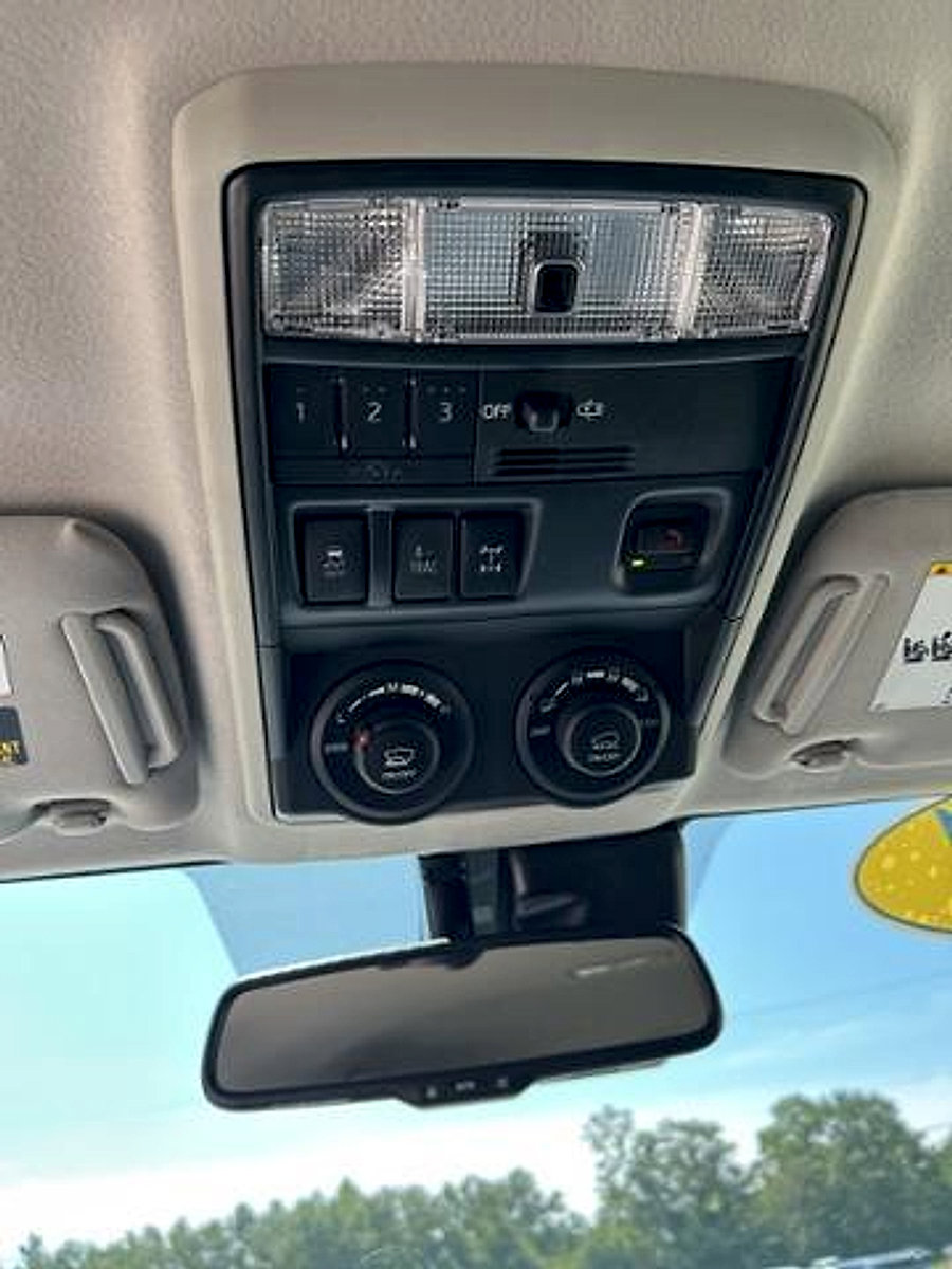 Used 2024 Toyota 4Runner TRD Off-Road Premium image 17