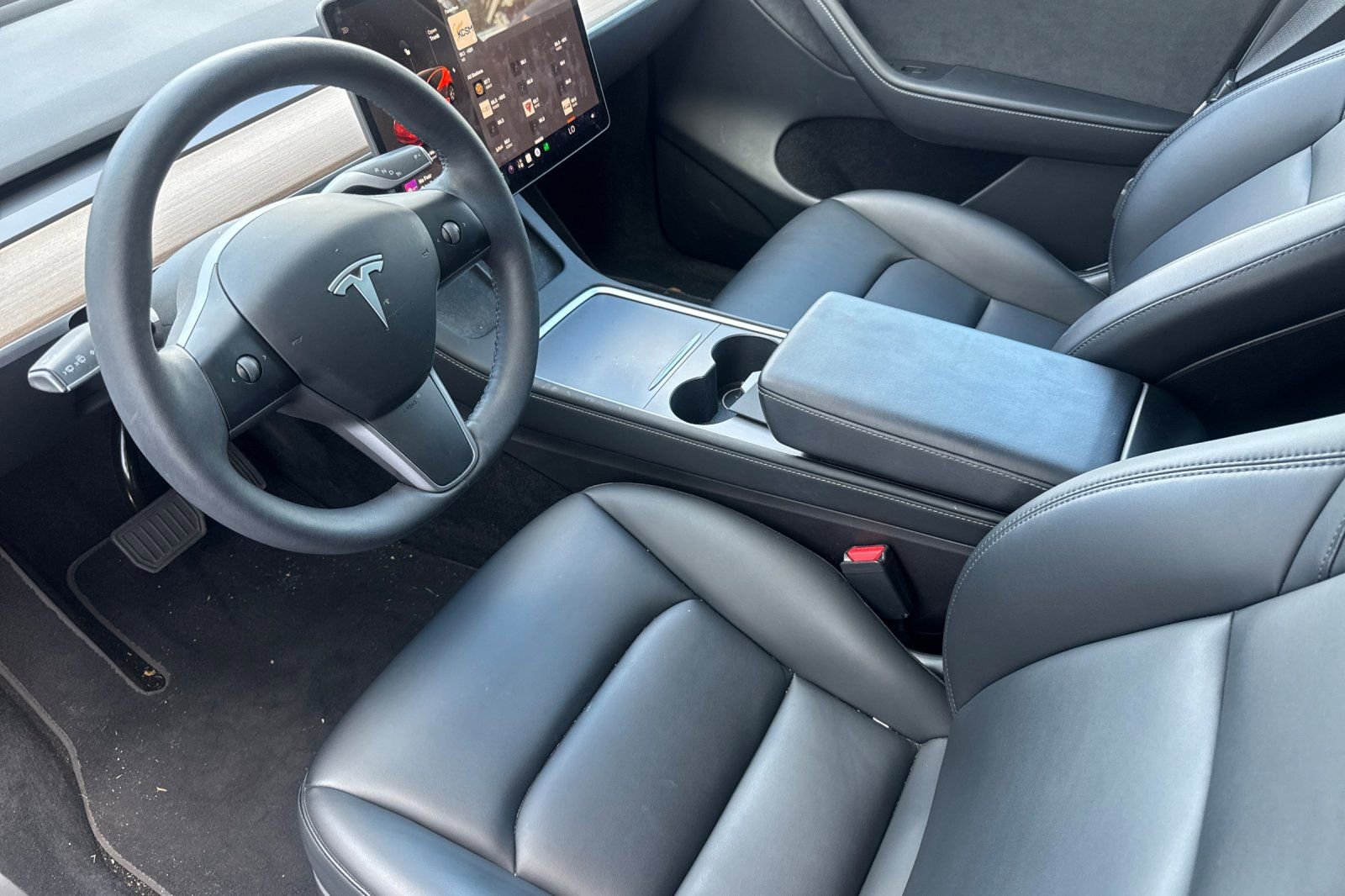Used 2023 Tesla Model Y Long Range AWD/4WD image 11
