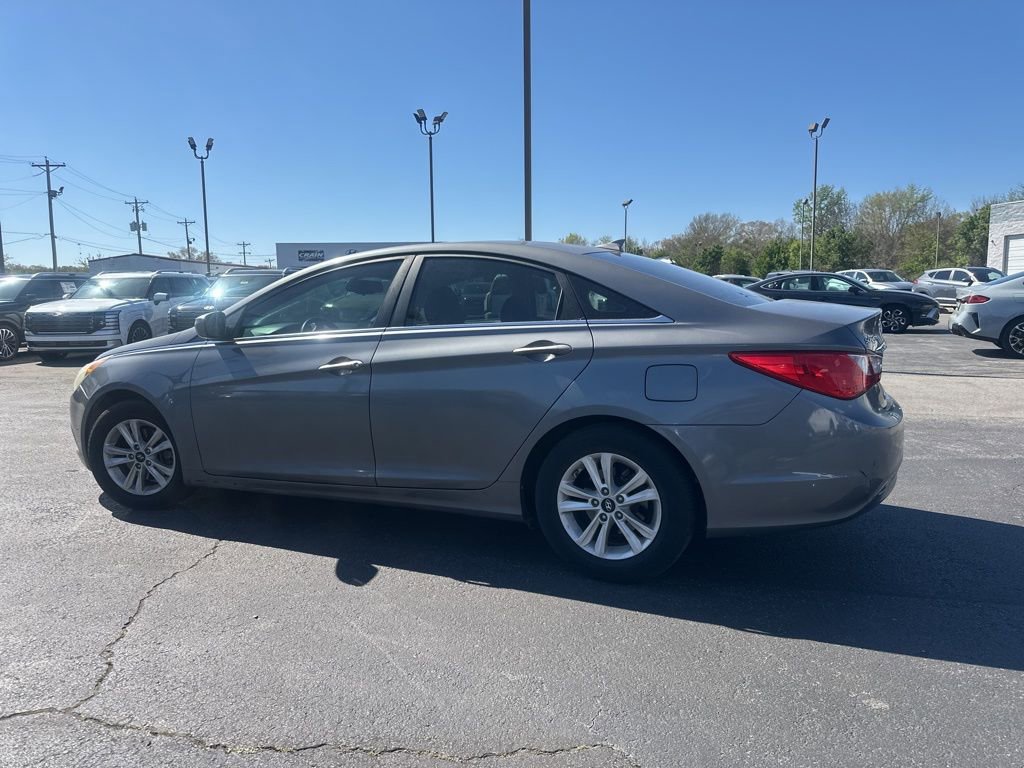 Used 2013 Hyundai Sonata GLS w/ Popular Equipment Pkg FWD image 9