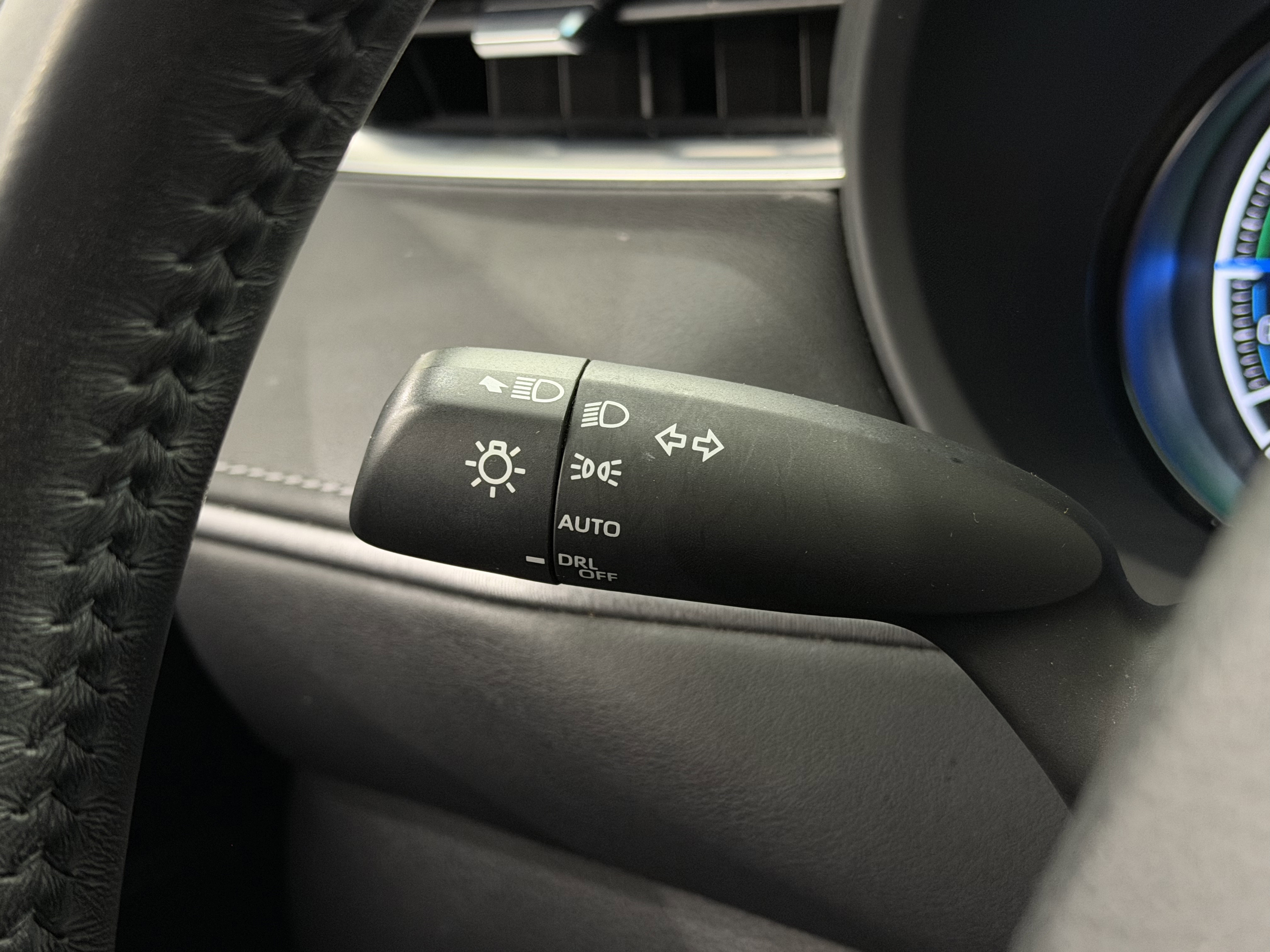 Used 2021 Toyota Venza XLE w/ Softex Package image 41