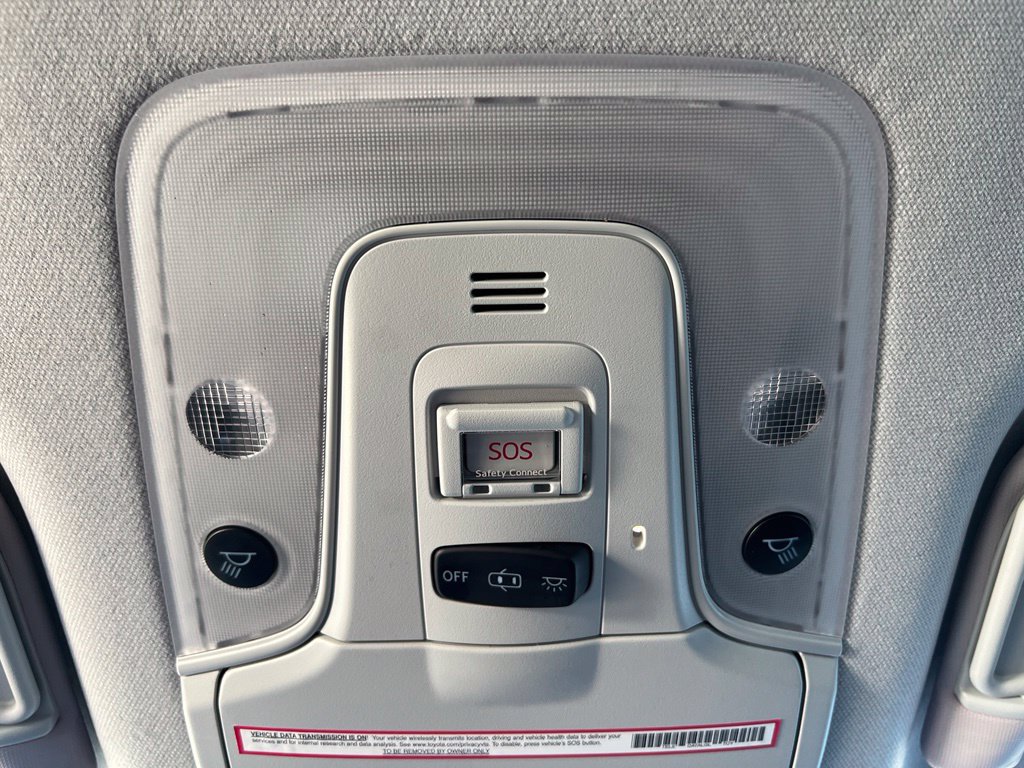 Certified 2022 Toyota Prius Prime XLE FWD image 38