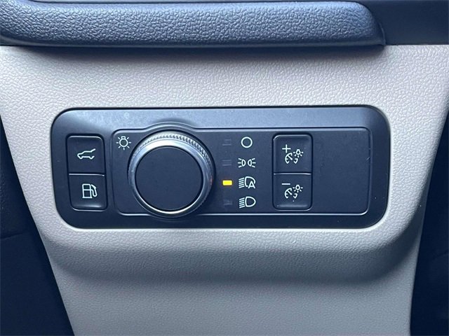 Certified 2021 Ford Escape SE w/ SE Sport Appearance Package image 14