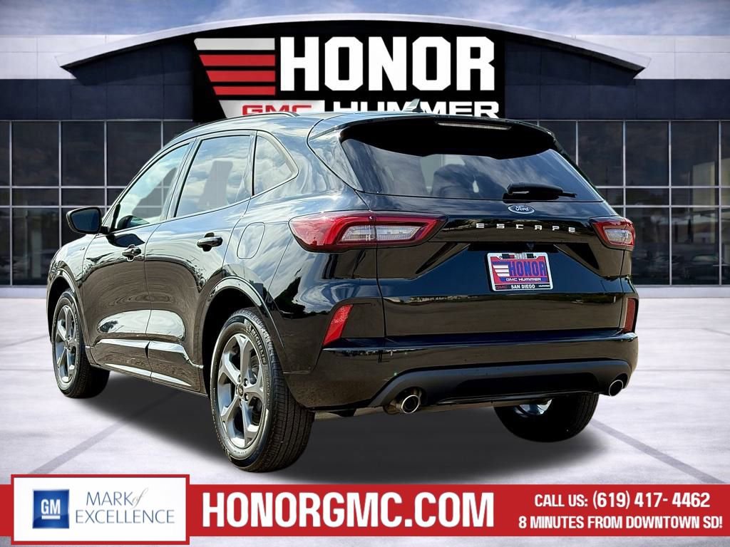 Used 2024 Ford Escape ST-Line image 5