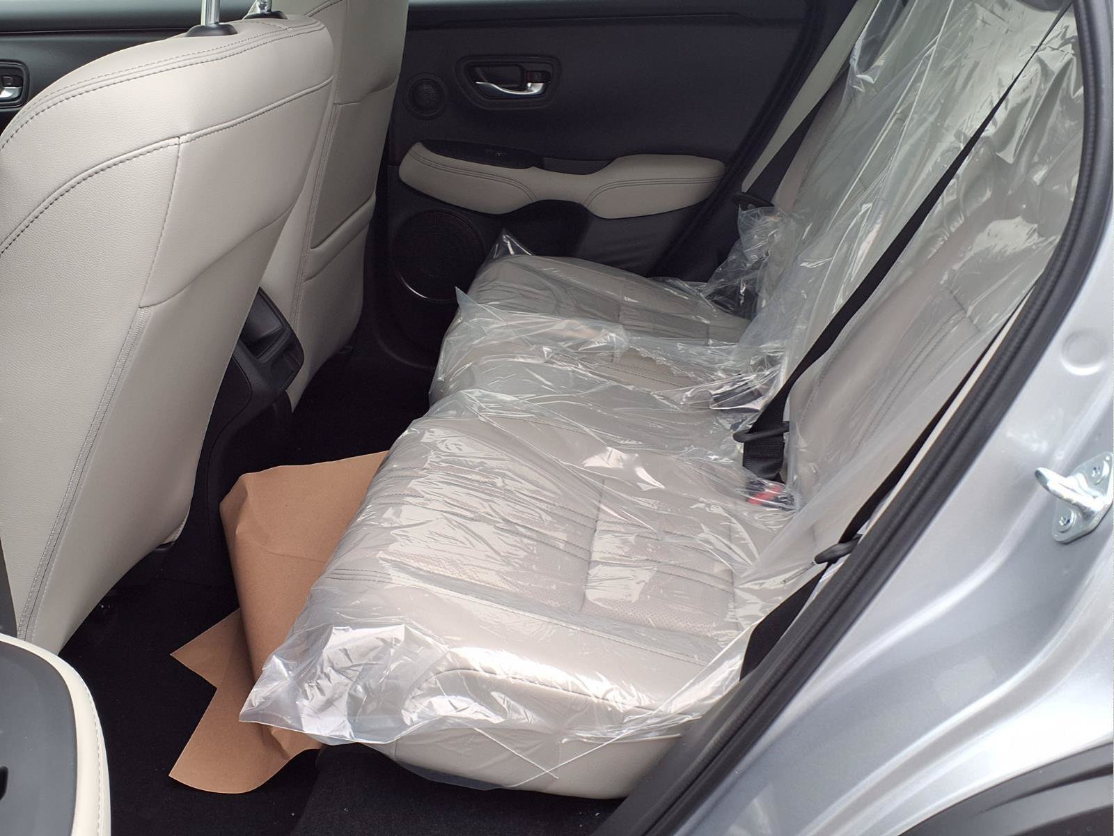 New 2026 Honda HR-V EX-L image 12