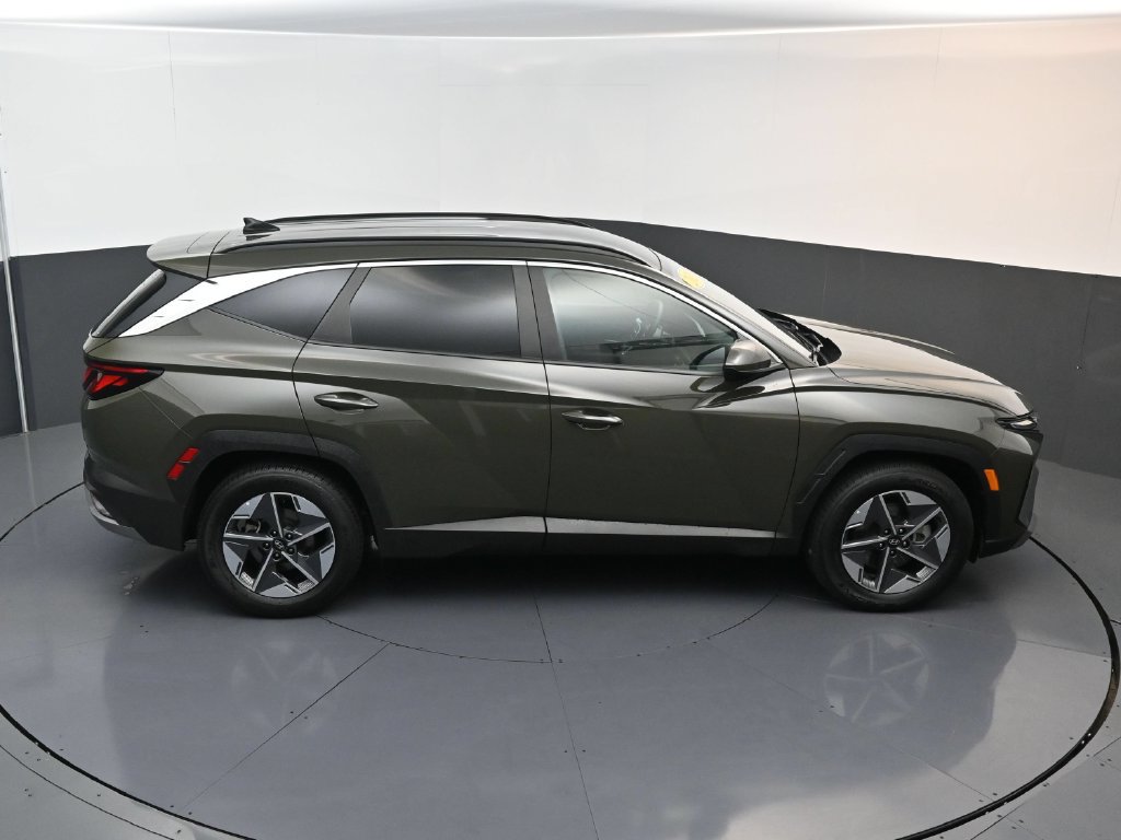 Certified 2025 Hyundai Tucson SEL FWD image 16
