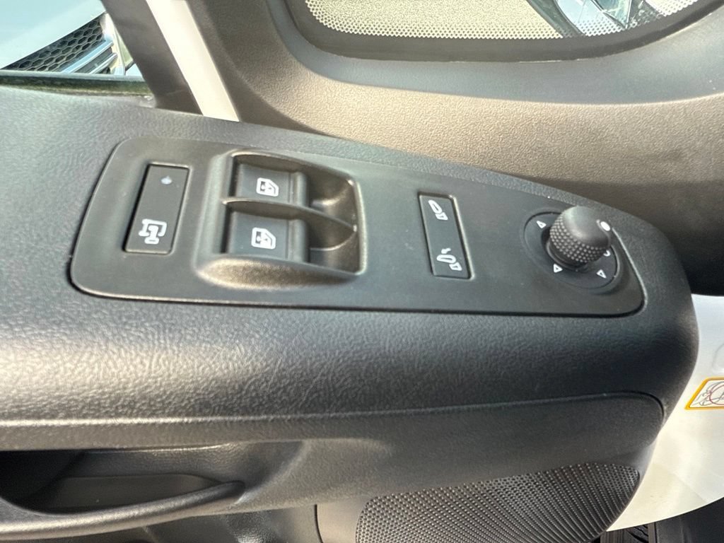 Used 2026 RAM ProMaster 2500 w/ Safety Group FWD image 14