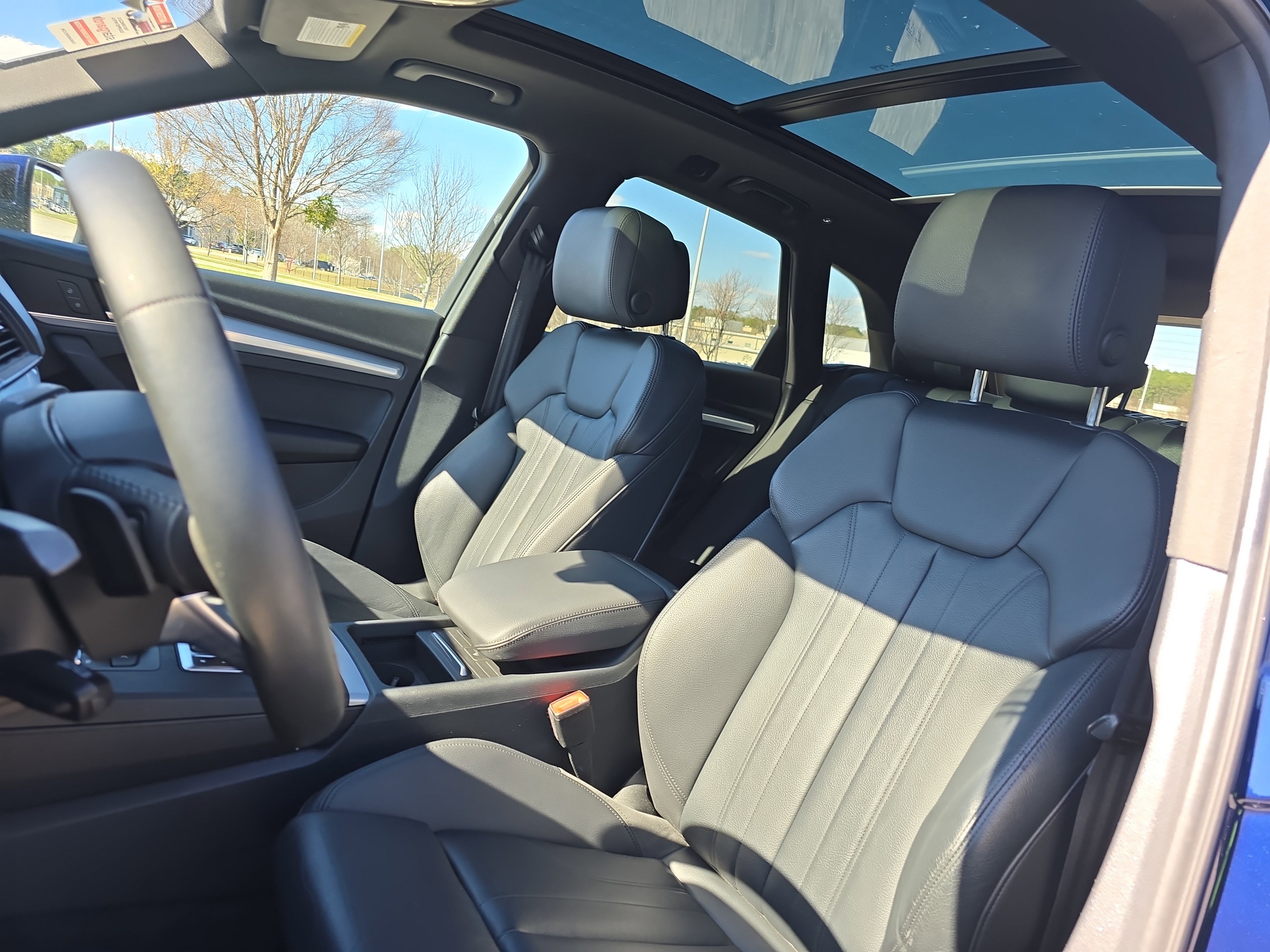 Used 2020 Audi Q5 2.0T Premium w/ Titanium Sport Package image 15