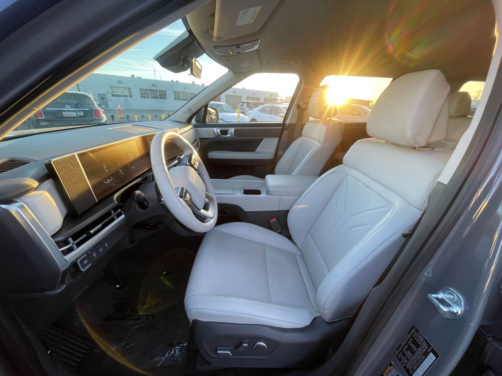 Used 2025 Hyundai Santa Fe SEL image 27