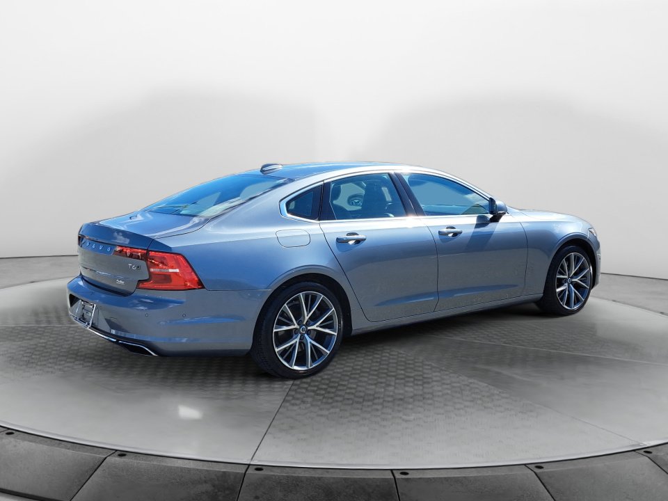 Used 2017 Volvo S90 T6 Momentum w/ Vision Package AWD/4WD image 7
