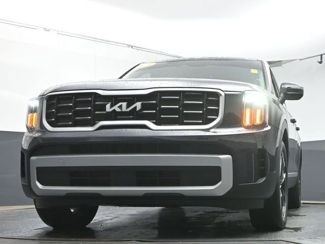 Used 2025 Kia Telluride S FWD image 35