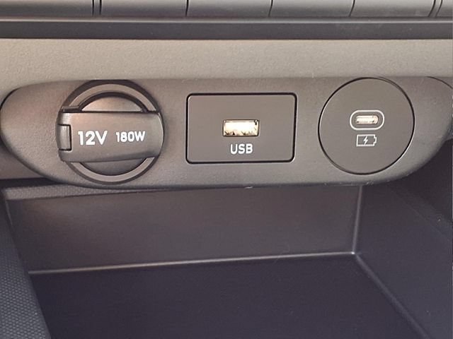 New 2026 Hyundai Elantra SE FWD image 16