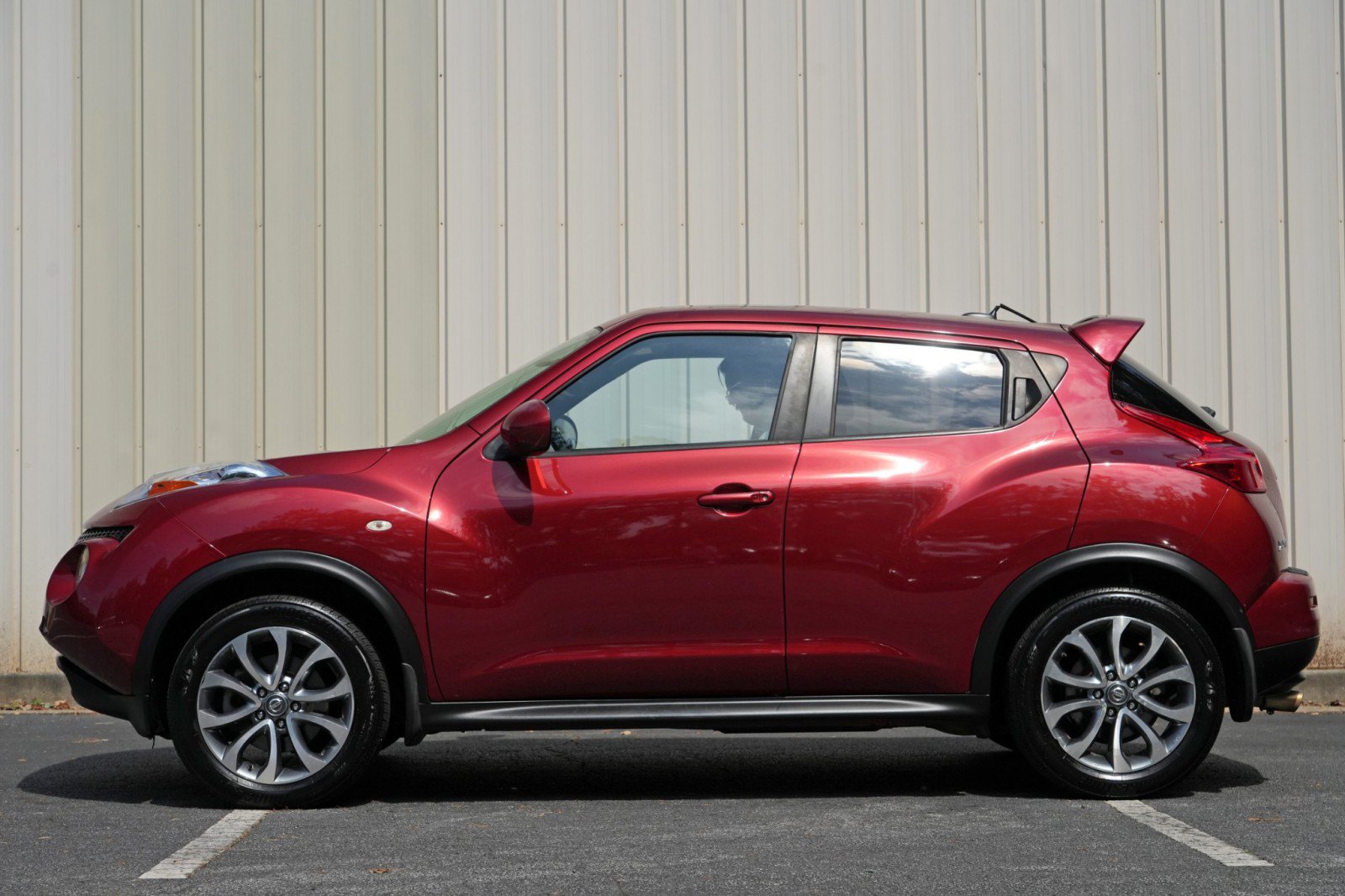 Used 2013 Nissan Juke SV w/ Sport Pkg AWD/4WD image 8