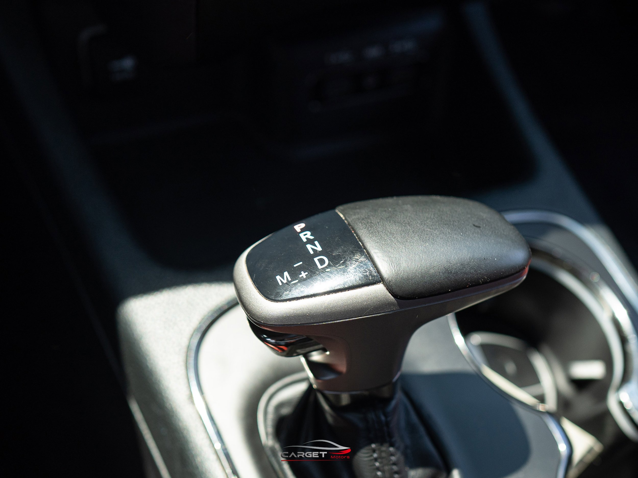 Used 2018 Dodge Durango SRT w/ Technology Group AWD/4WD image 38