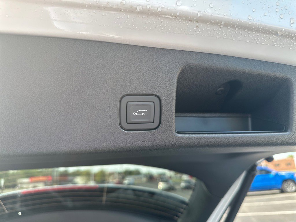 New 2026 Chevrolet Equinox EV LT image 23