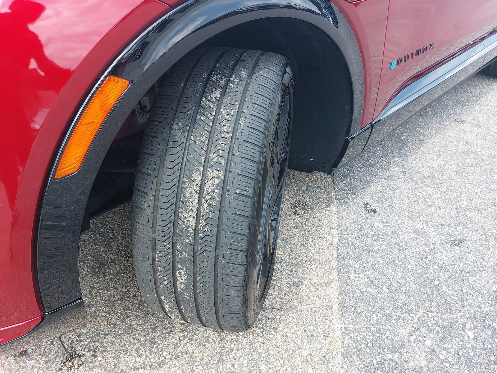 Used 2024 Chevrolet Equinox EV RS FWD image 35
