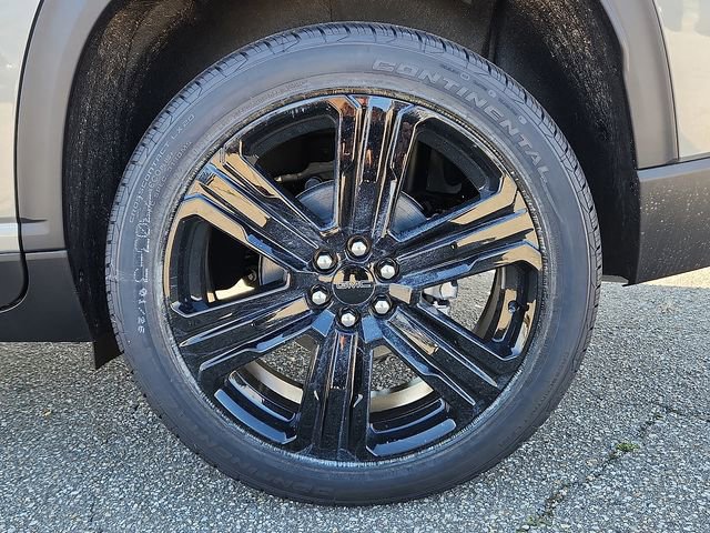 New 2026 GMC Acadia Elevation w/ Black Edition image 5