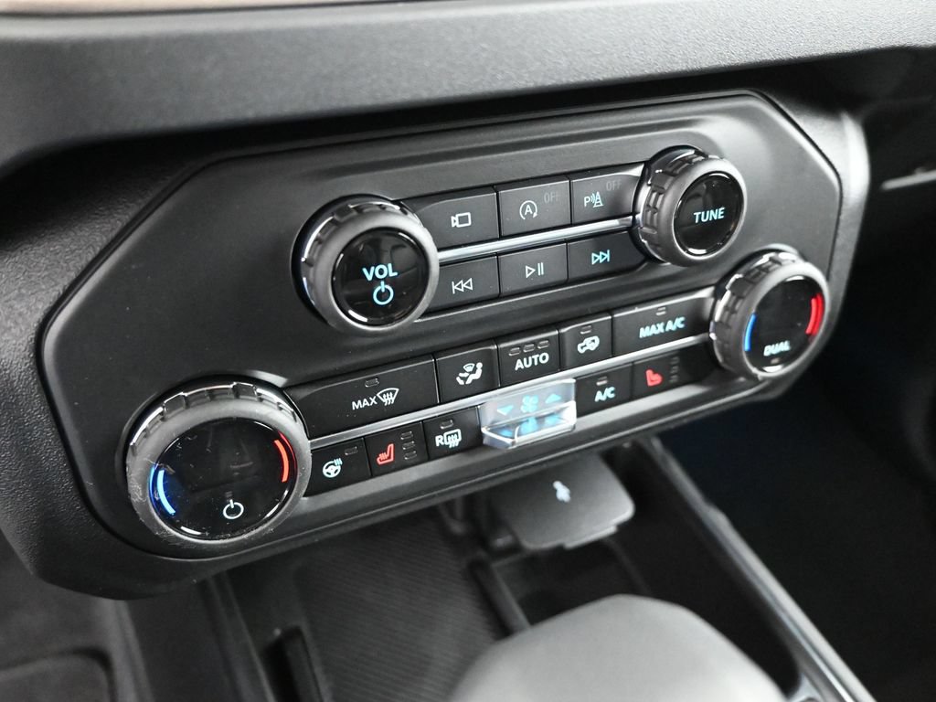 New 2026 Ford Bronco Outer Banks AWD/4WD image 16