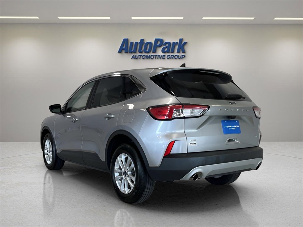 Used 2022 Ford Escape SE w/ Convenience Package image 5