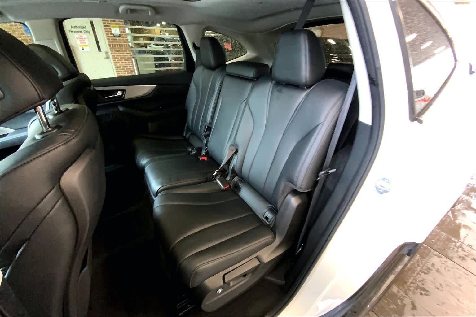 Used 2023 Acura MDX SH-AWD image 16