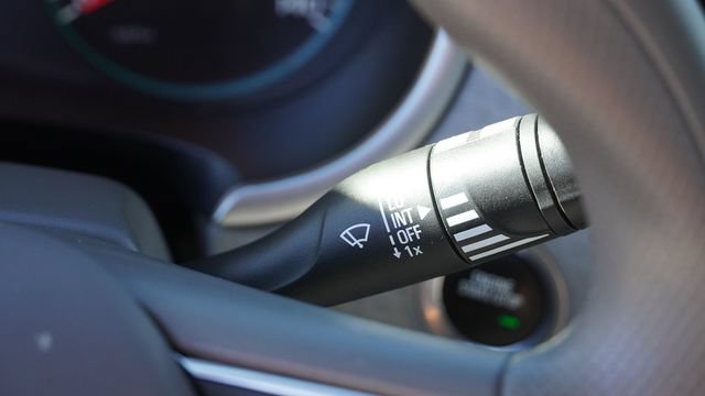 Used 2024 Chevrolet Malibu LT FWD image 30