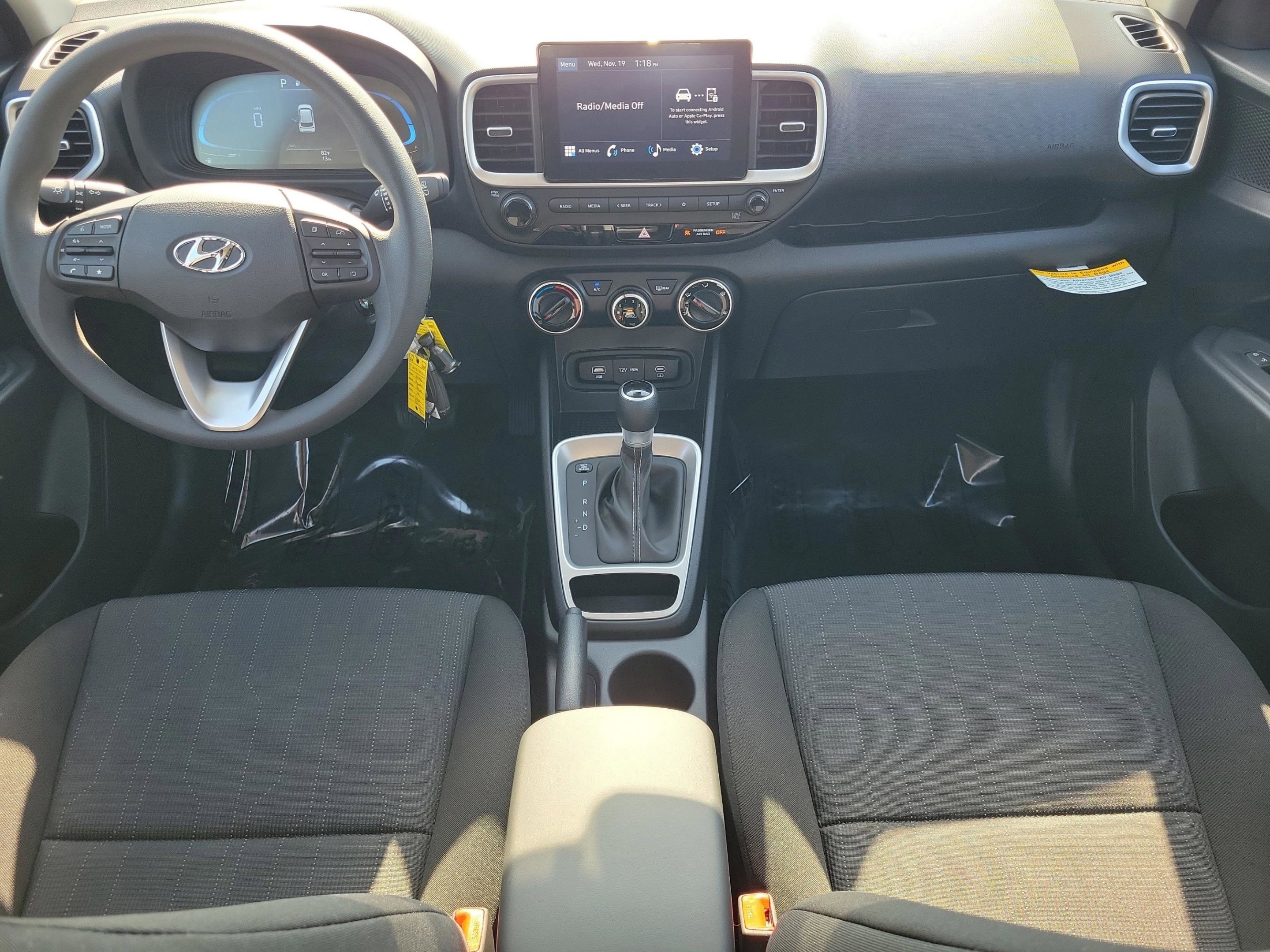 New 2026 Hyundai Venue SE image 16
