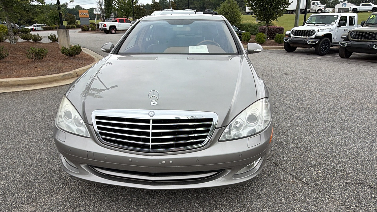 Used 2009 Mercedes-Benz S 550 4MATIC image 3