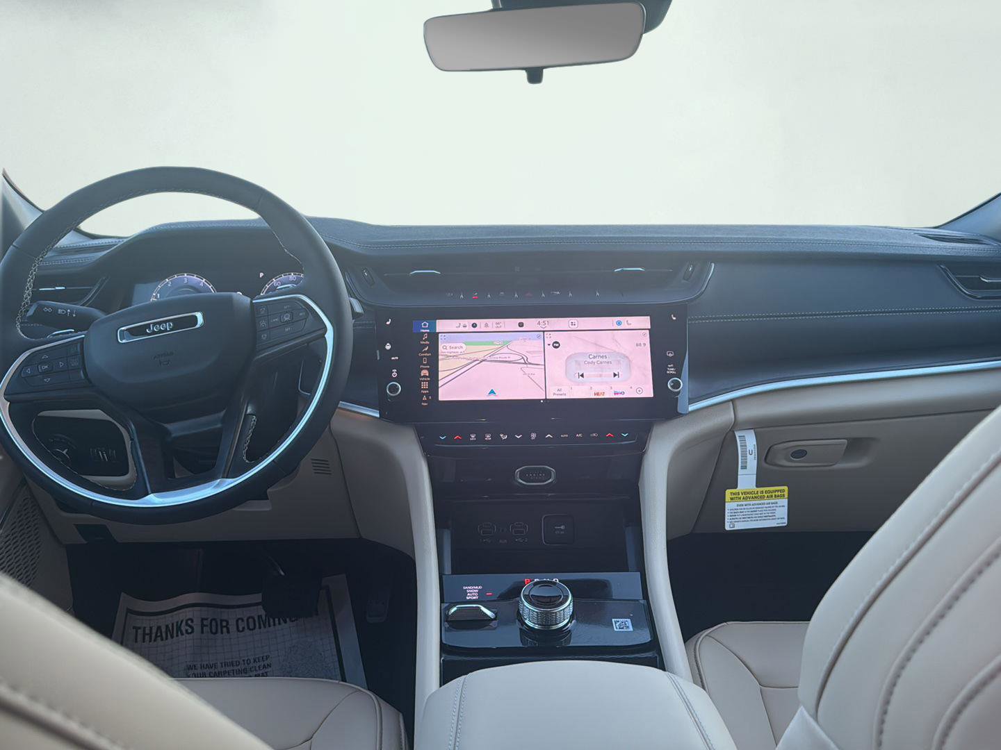 New 2026 Jeep Grand Cherokee Limited w/ Trailer Tow Package image 10