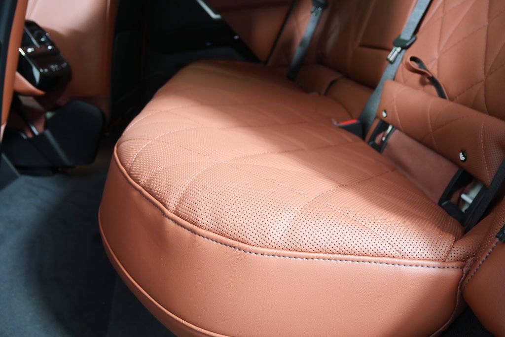 Used 2026 BMW iX xDrive60 w/ M Sport Package image 17